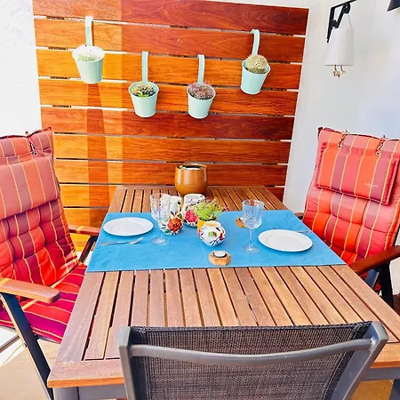 Private With Stunning Ocean Views And Sunset.