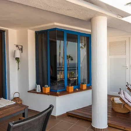 Private With Stunning Ocean Views And Sunset. アパート タウリト